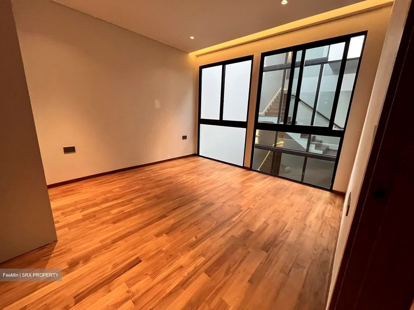 Ji Xiang Court (D15), Terrace #563508511